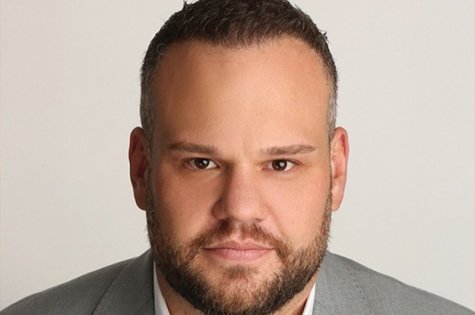 Академично партньорство и филантропия: д-р Рафаел Рьотингер подпомага издателски проект на катедра „Стратегическо планиране“